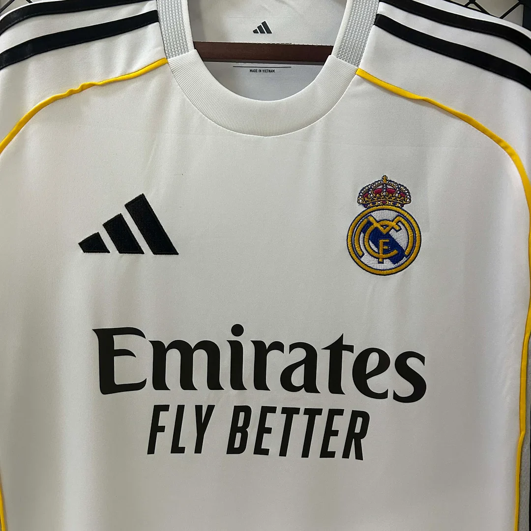 Real Madrid Home Football Shirt 2025/2026 - Image 3