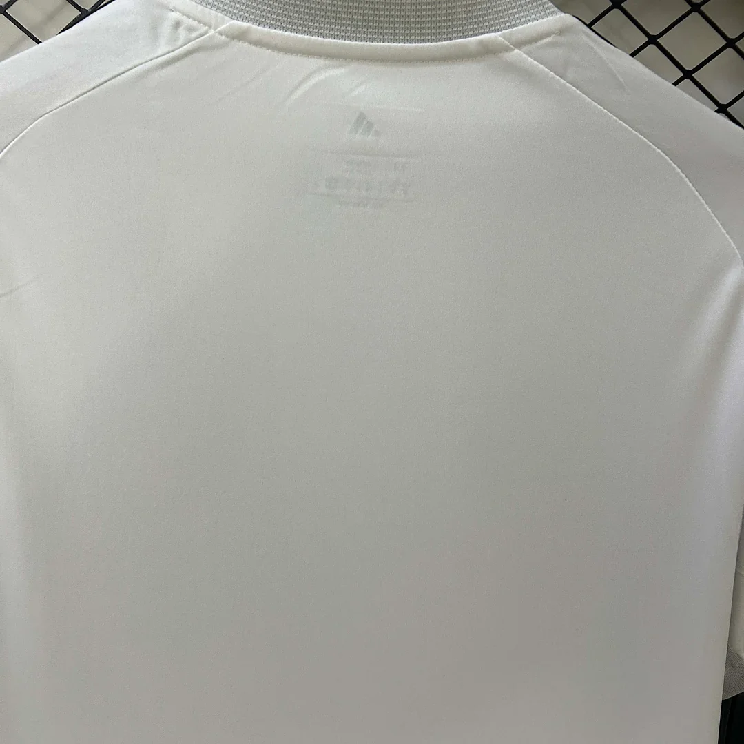 Real Madrid Home Football Shirt 2025/2026 - Image 4