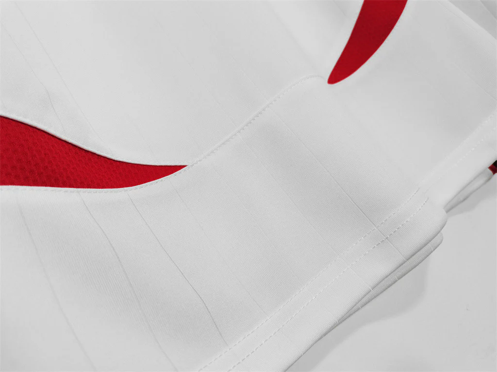 AC Milan Away Long Sleeve Retro Jersey 2006/07 - Image 4