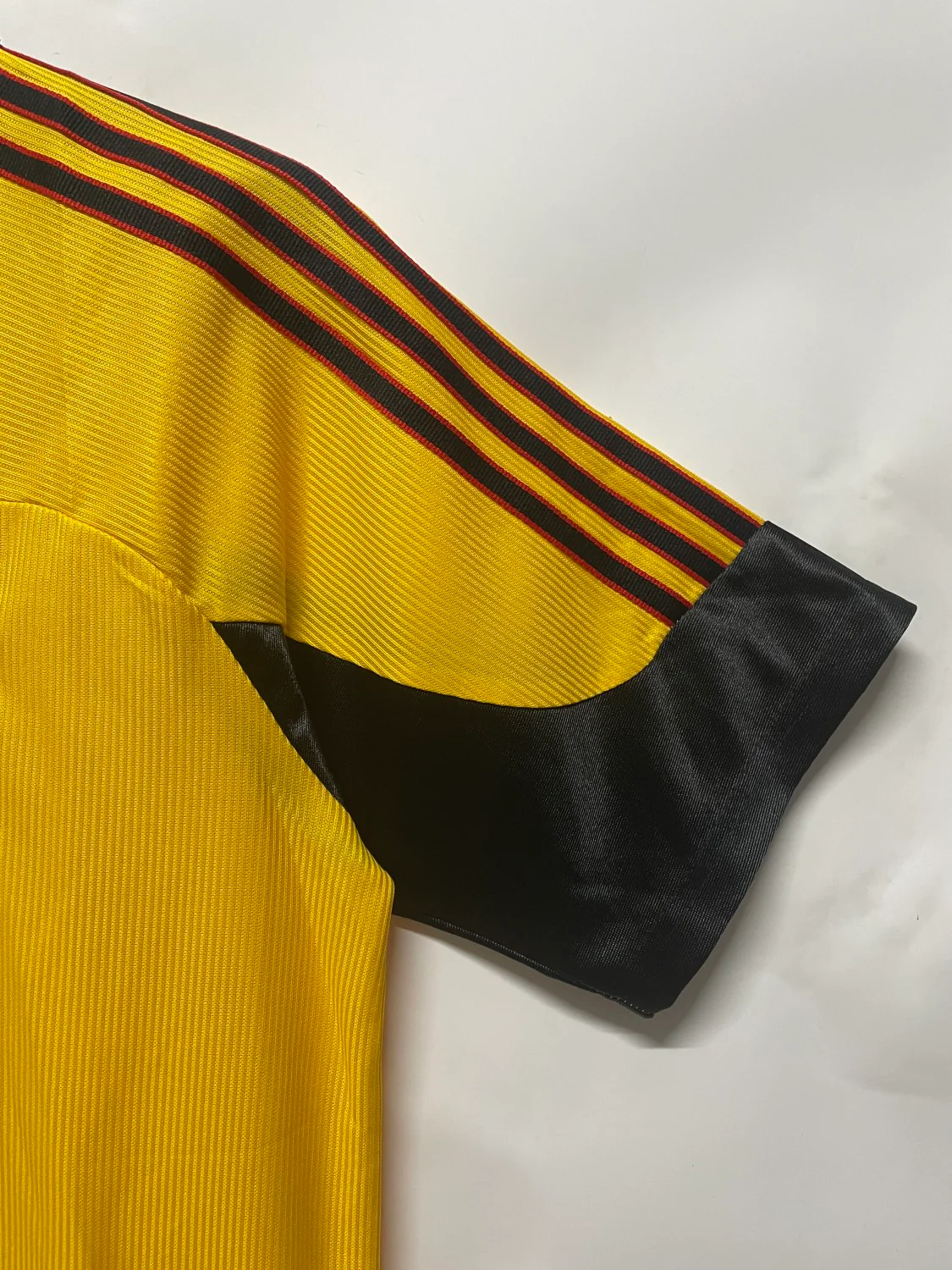 AC Milan Fourth Retro Jersey 1999/00 - Image 7