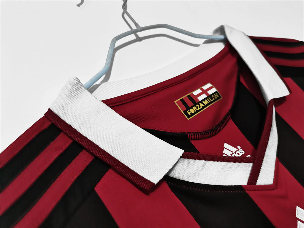 AC Milan Home Long Sleeve Retro Jersey 2009/10 - Image 10