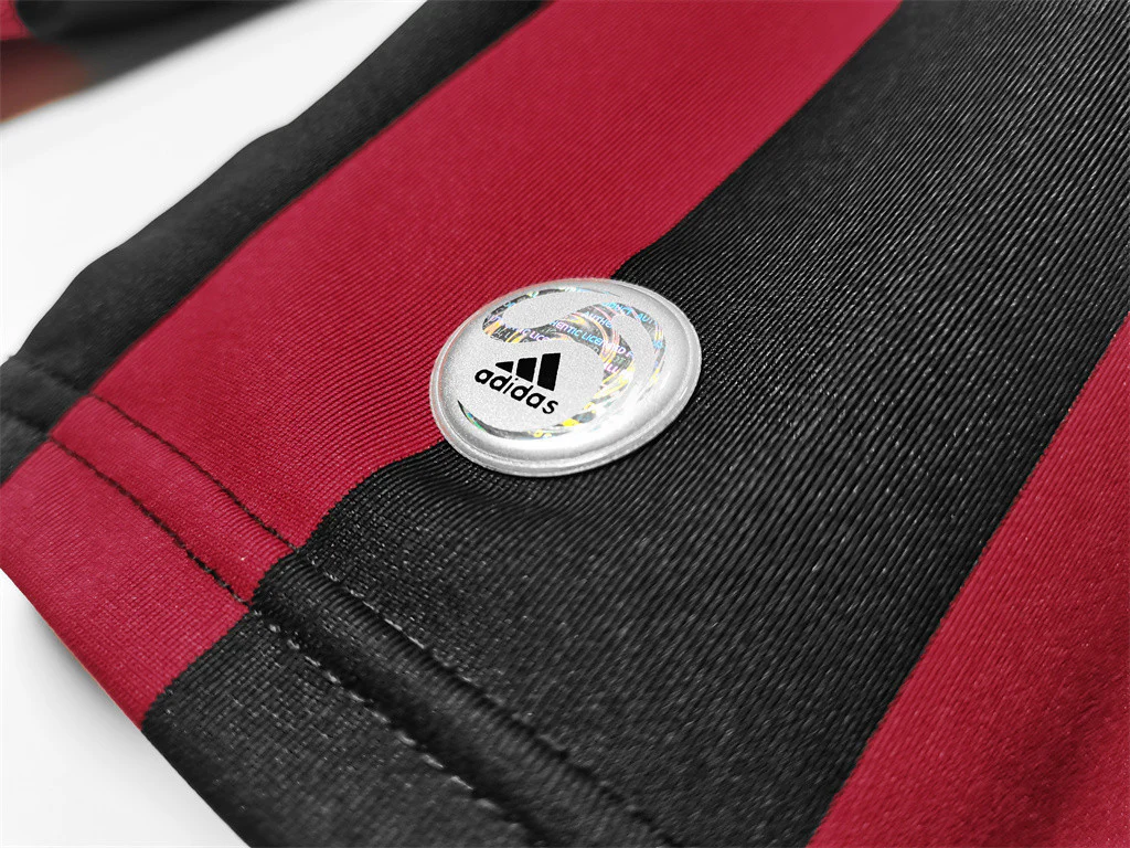 AC Milan Home Long Sleeve Retro Jersey 2009/10 - Image 6