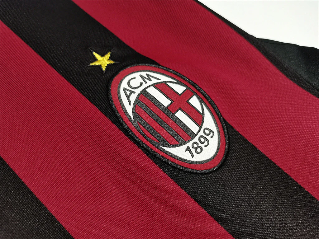 AC Milan Home Long Sleeve Retro Jersey 2009/10 - Image 9