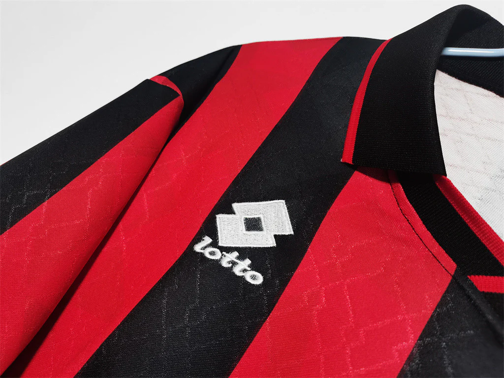 AC Milan Home Retro Jersey 1995/96 - Image 6
