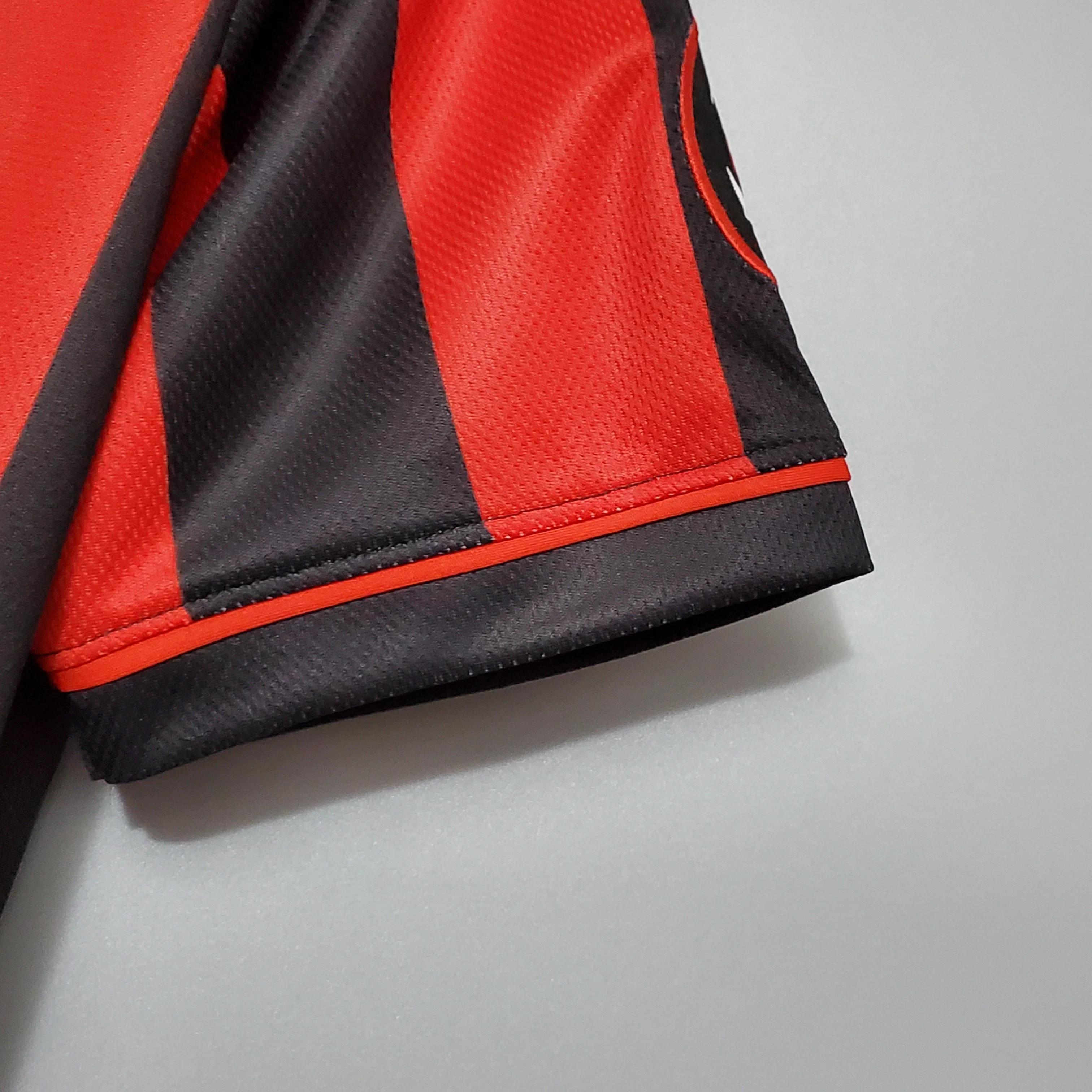 AC Milan Home Retro Jersey 1996/97 - Image 6