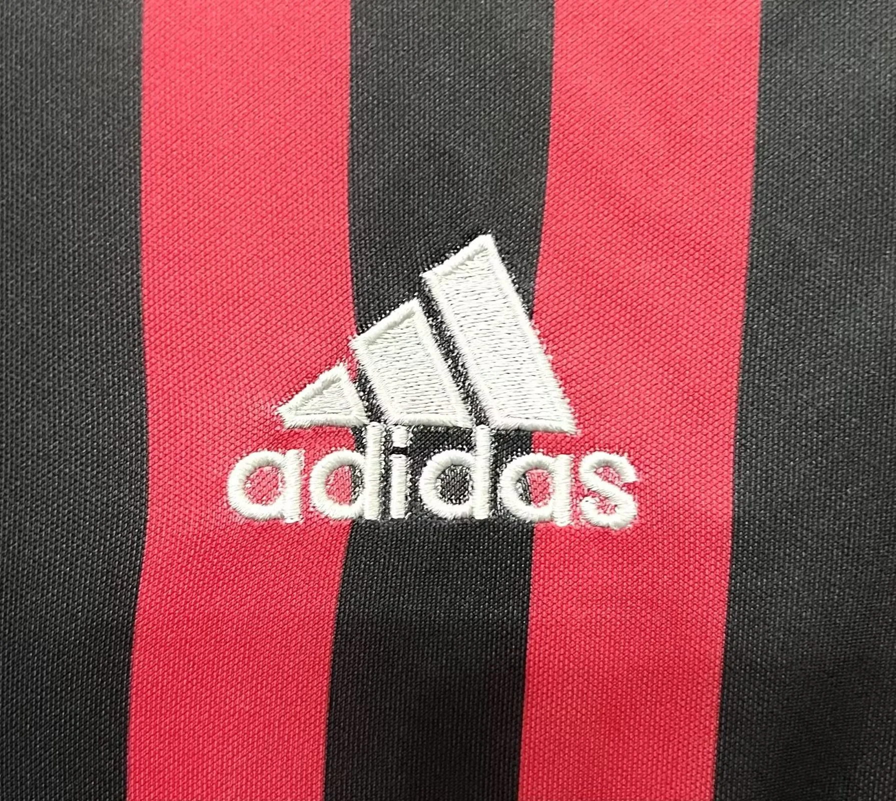 AC Milan Home Retro Jersey 1999/00 - Image 4