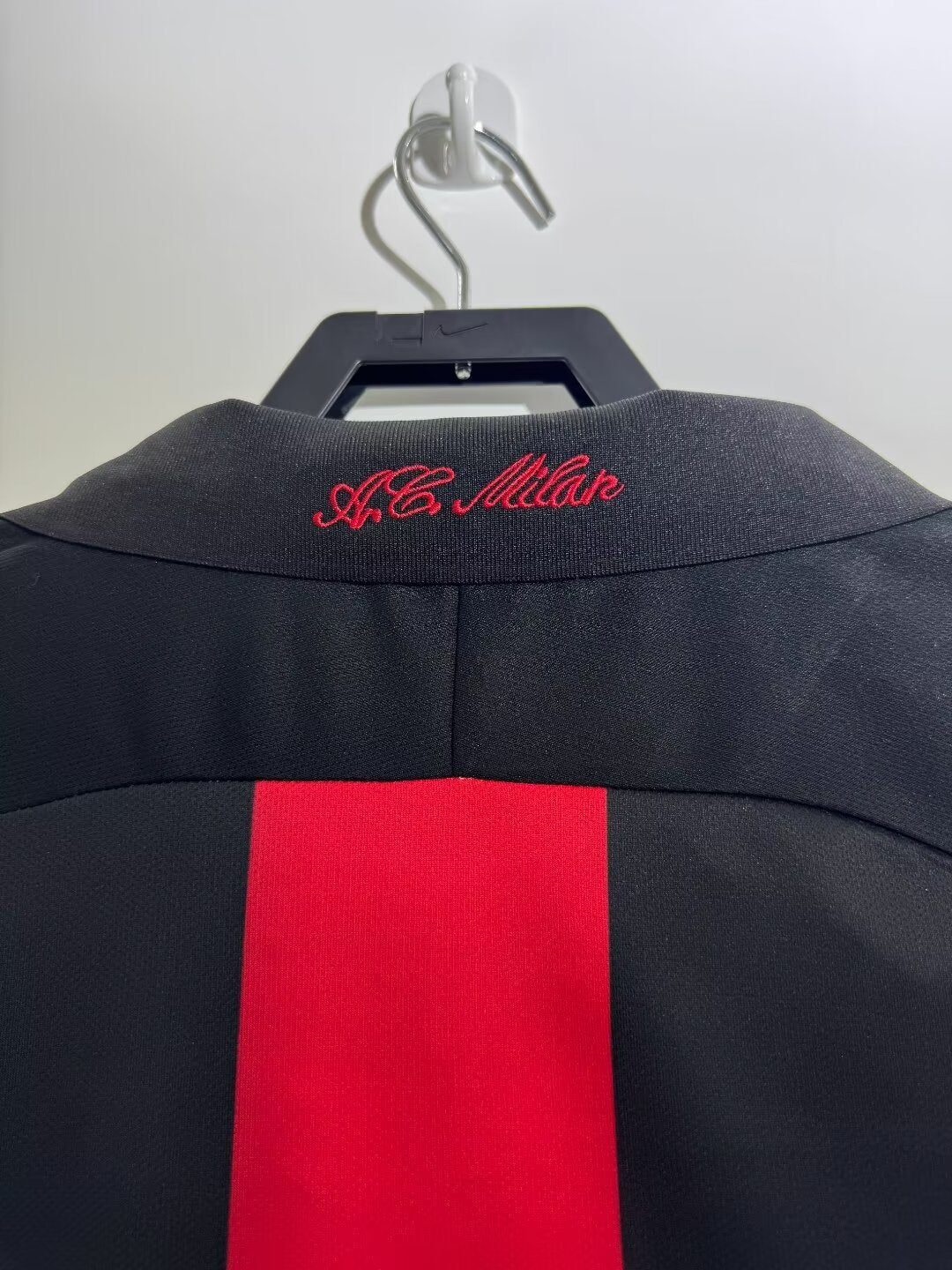AC Milan Home Retro Jersey 2000/02 - Image 7