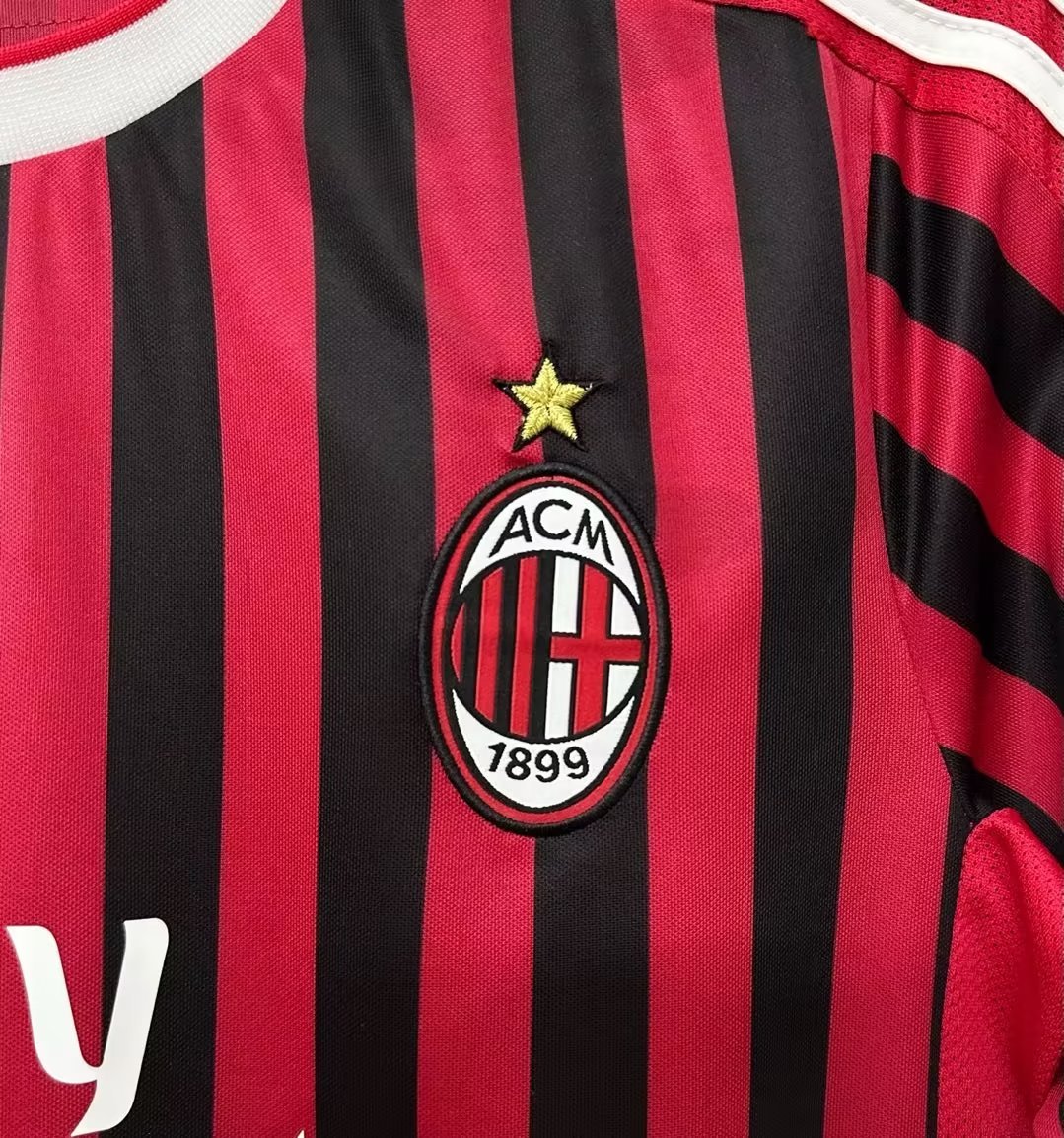 AC Milan Home Retro Jersey 2011/12 - Image 5