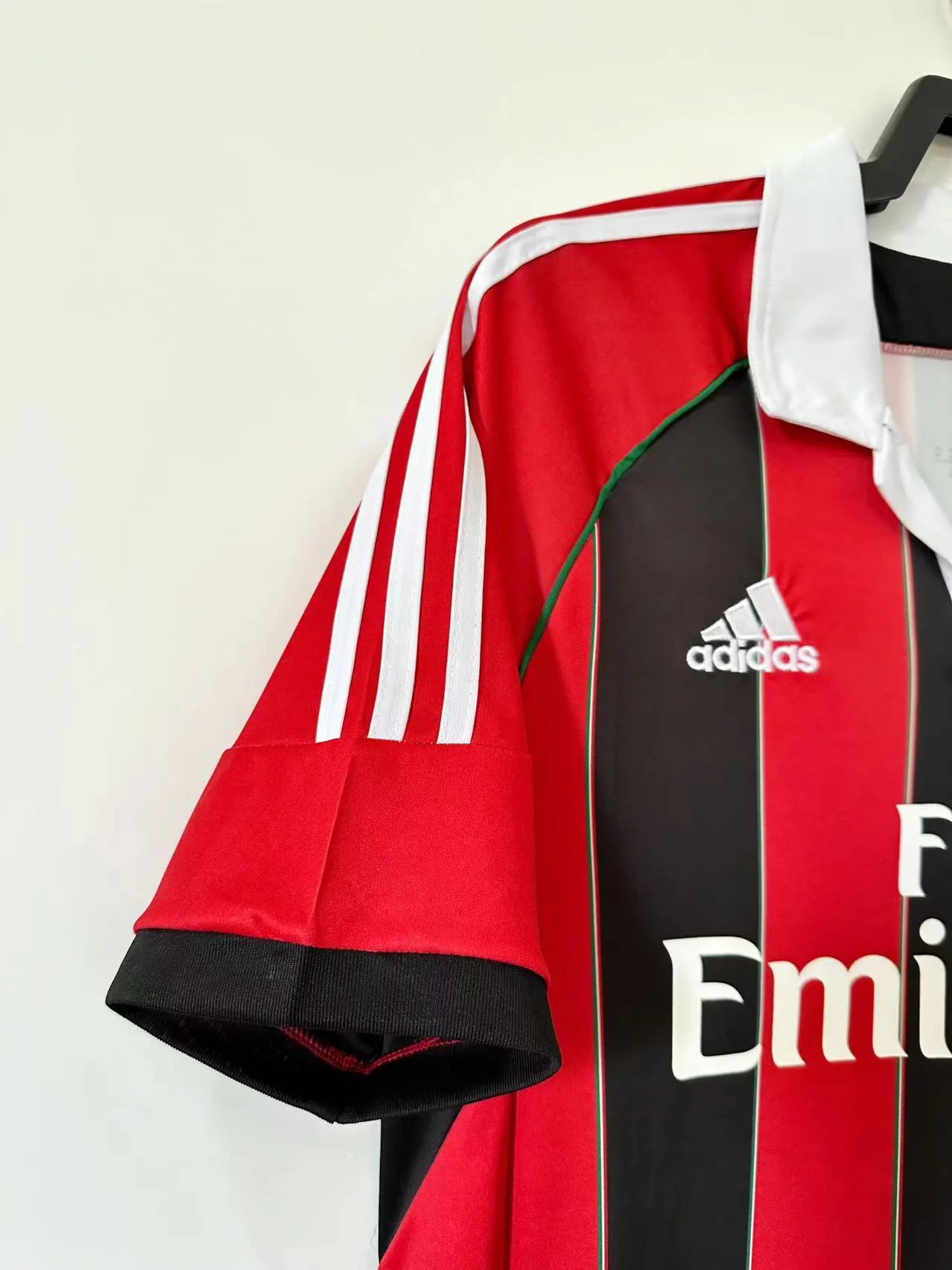 AC Milan Home Retro Jersey 2012/13 - Image 4
