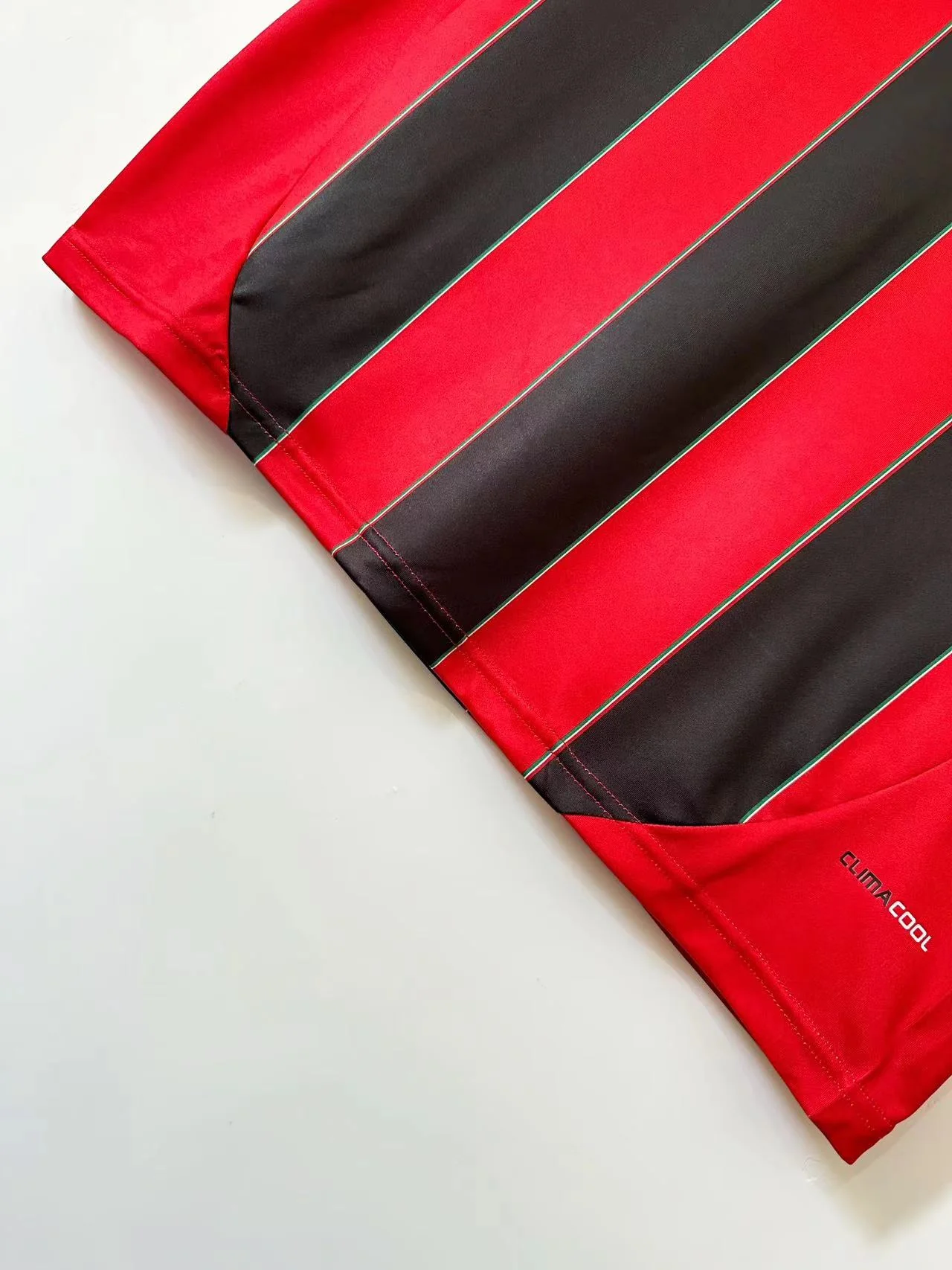 AC Milan Home Retro Jersey 2012/13 - Image 7