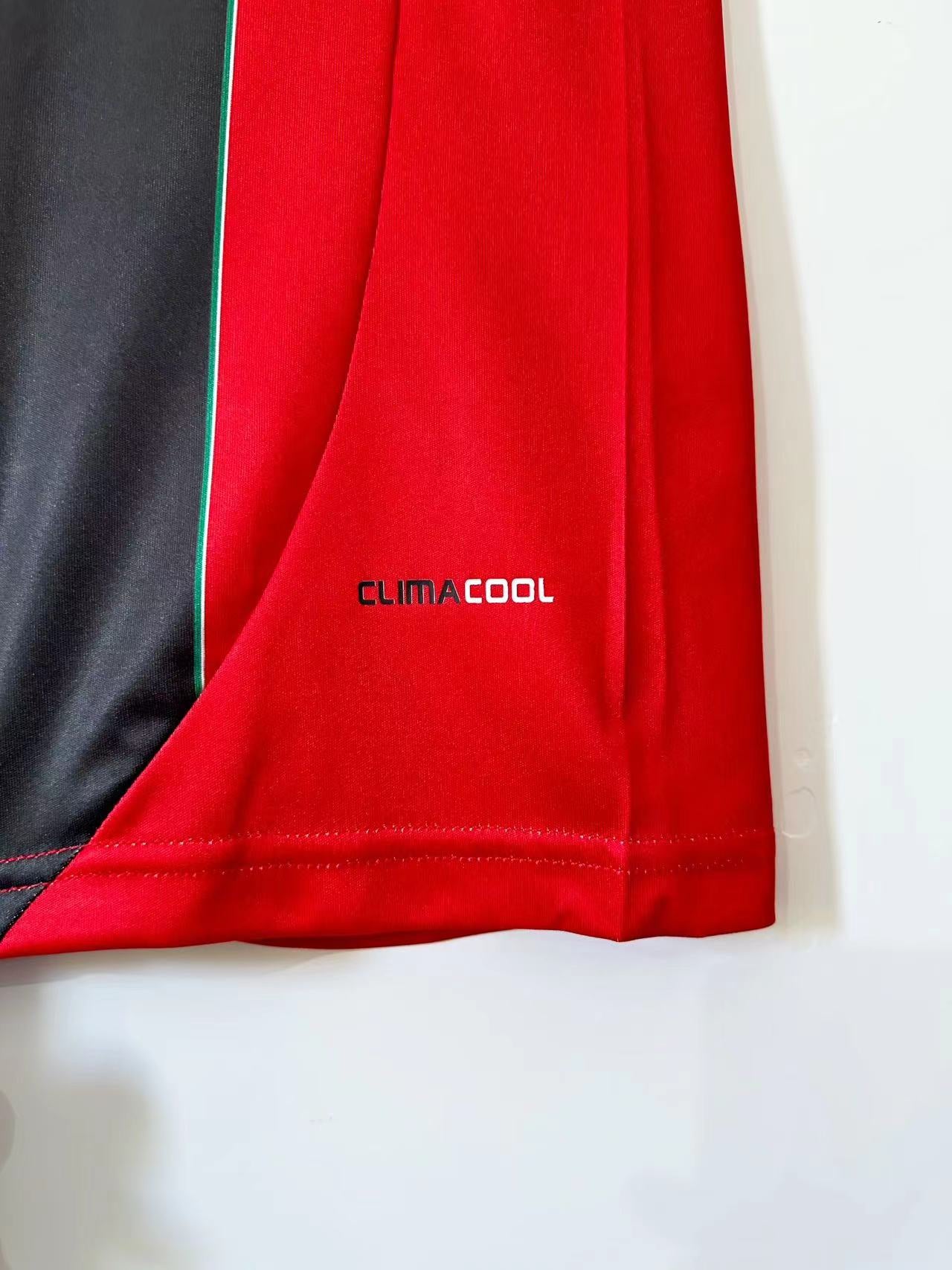 AC Milan Home Retro Jersey 2012/13 - Image 8
