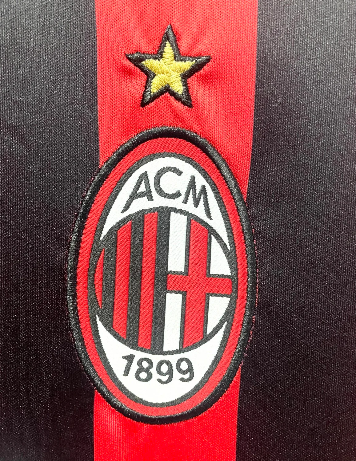 AC Milan Home Retro Jersey 2017/18 - Image 6