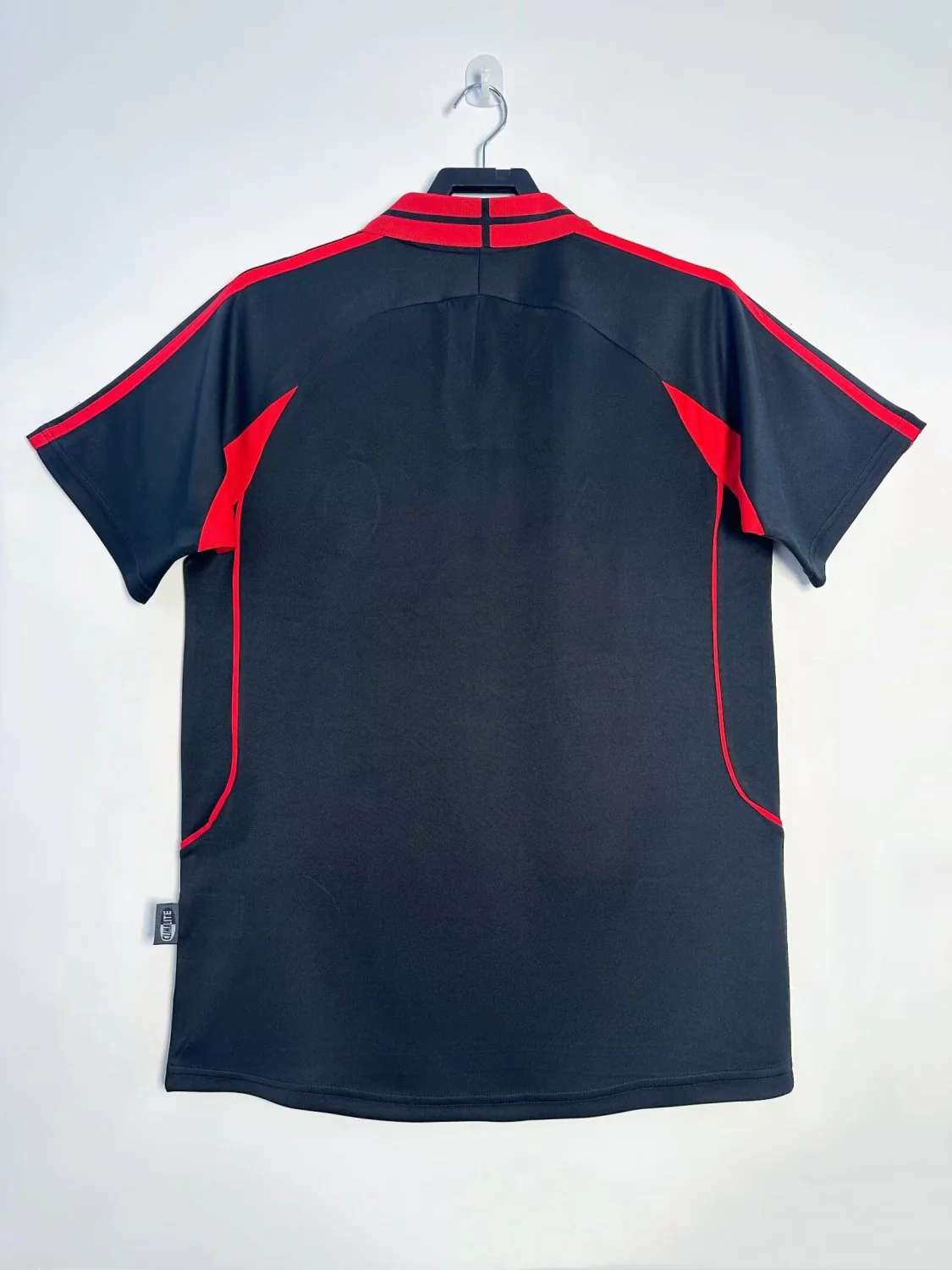 AC Milan Third Retro Jersey 2000/01 - Image 2