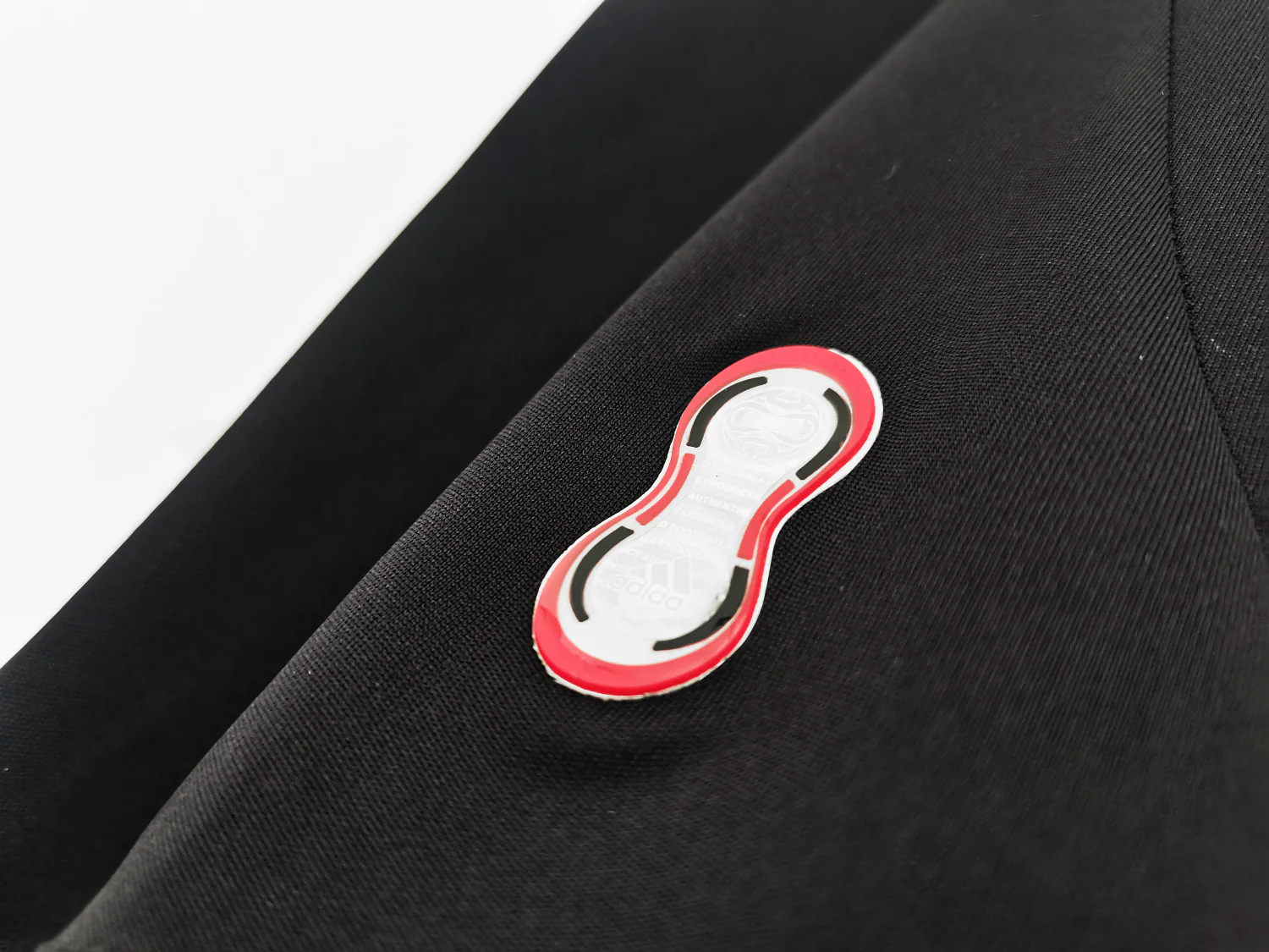AC Milan Third Retro Jersey 2007/08 - Image 8