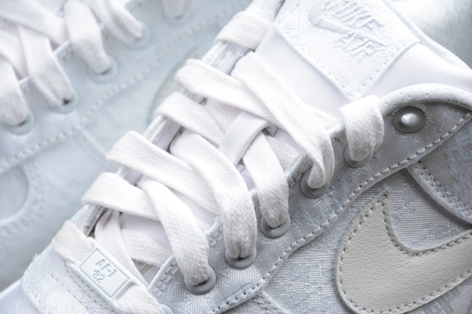 Air Force 1 Low CLOT 1WORLD (2018) “Triple White” AO9286-100 - Image 9