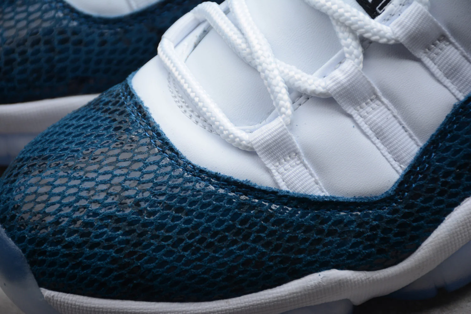 Air Jordan 11 Low White Blue AJ11 CD6846-102 - Image 15