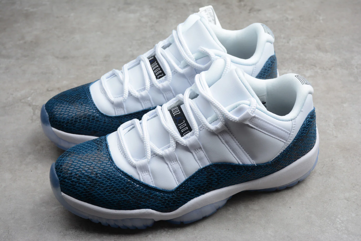 Air Jordan 11 Low White Blue AJ11 CD6846-102 - Image 16