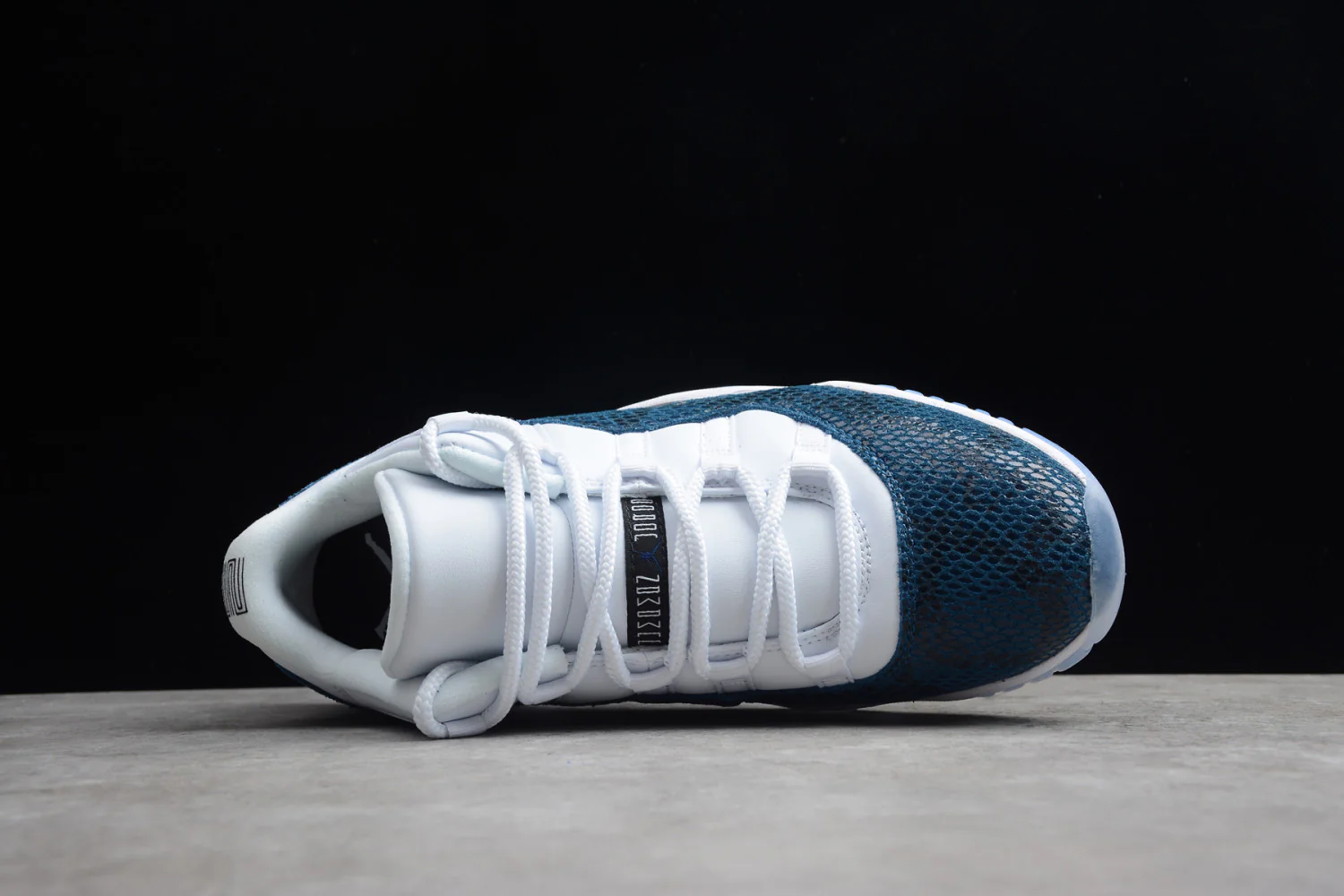 Air Jordan 11 Low White Blue AJ11 CD6846-102 - Image 5