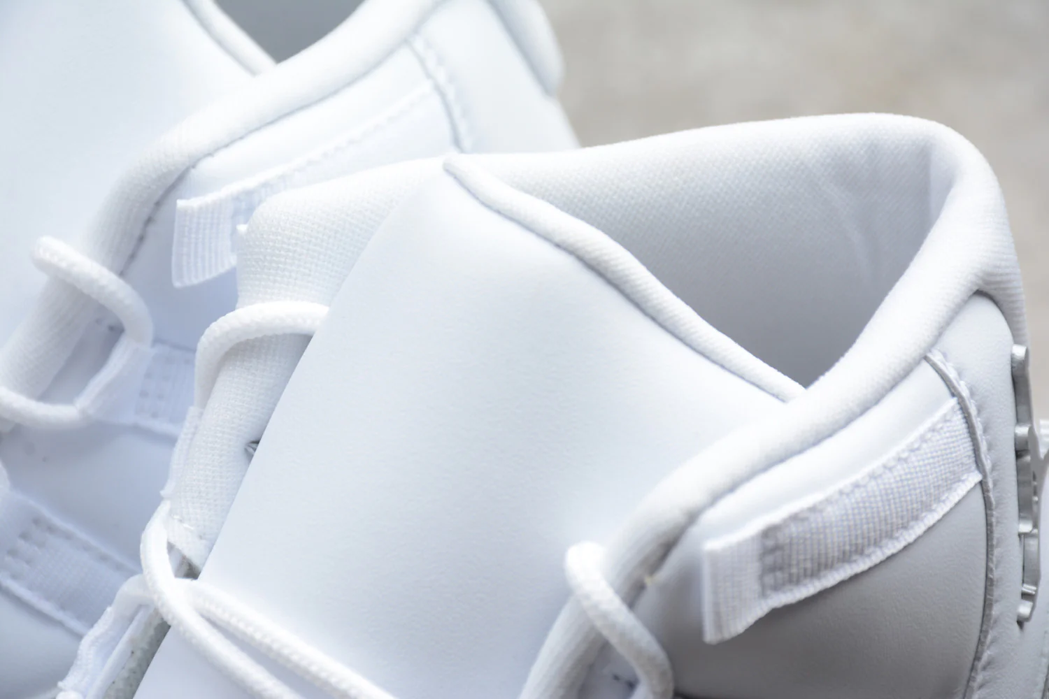 Air Jordan 11 WMNS “Metallic Silver” AR0715-100 - Image 9
