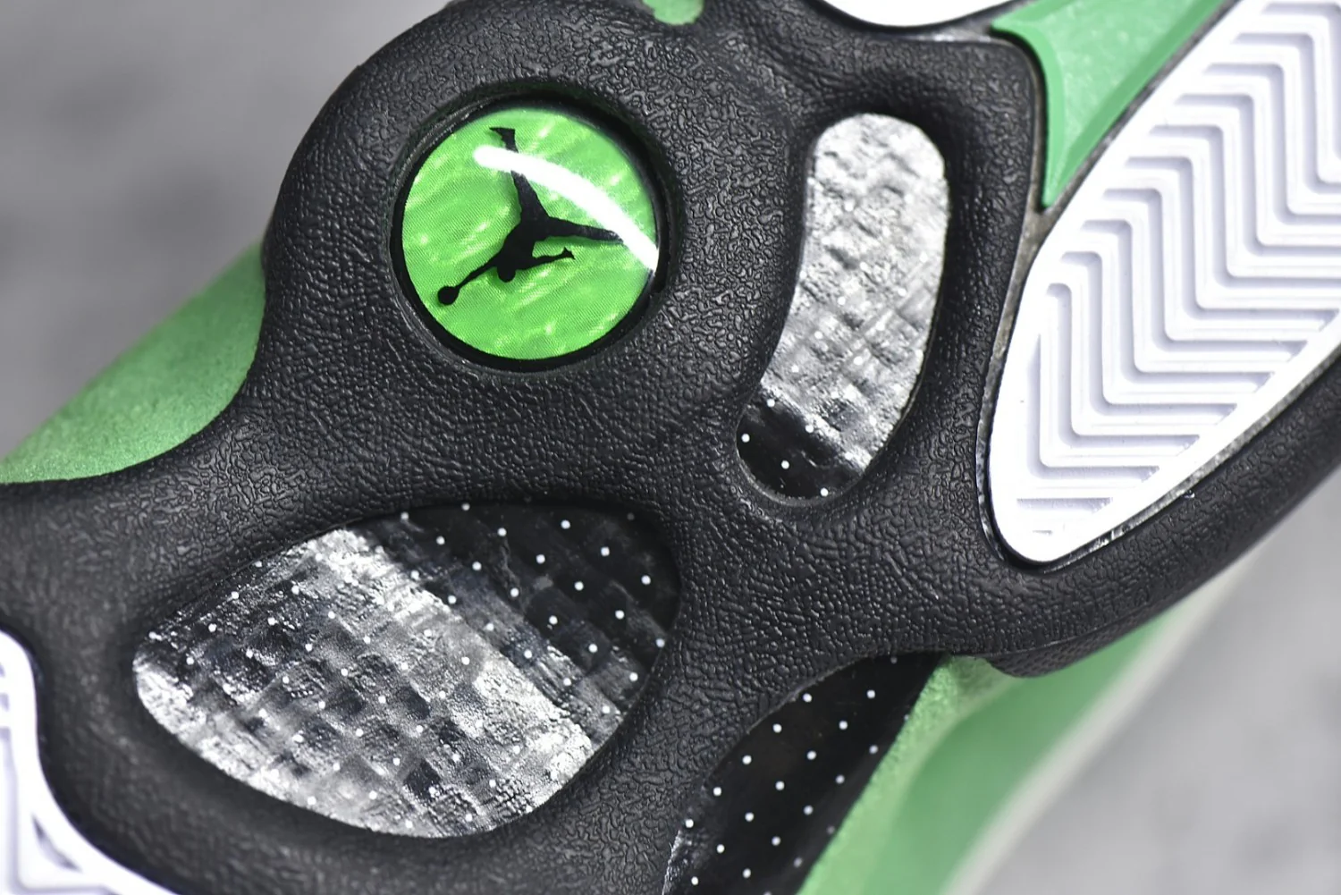 Air Jordan 13 “Lucky Green” 414571-113 - Image 16