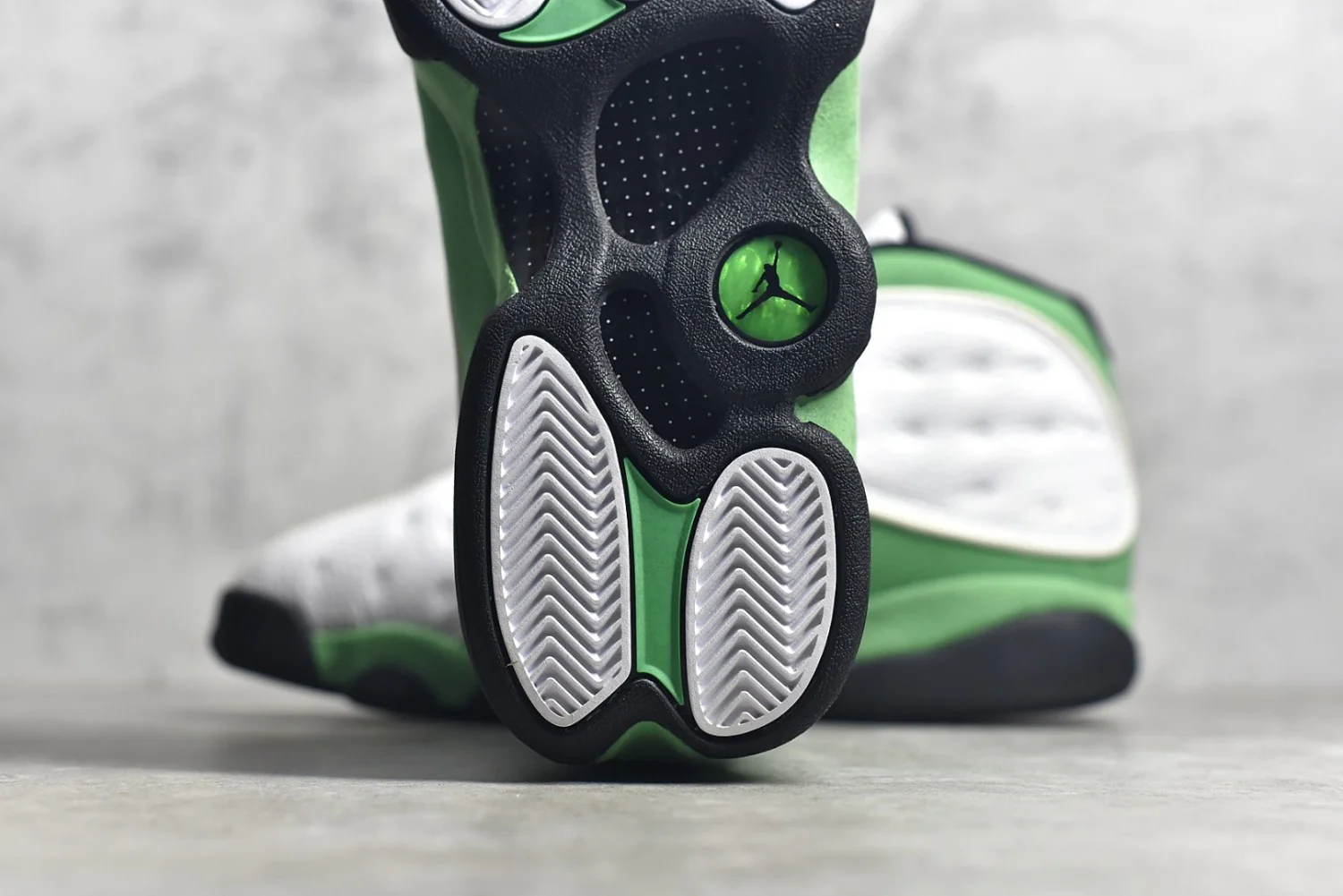 Air Jordan 13 “Lucky Green” 414571-113 - Image 8