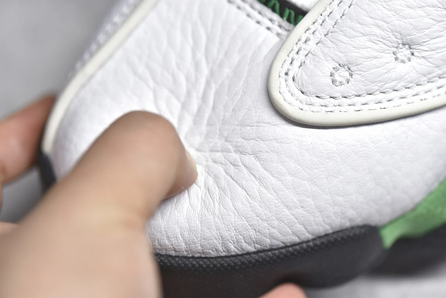 Air Jordan 13 “Lucky Green” 414571-113 - Image 9