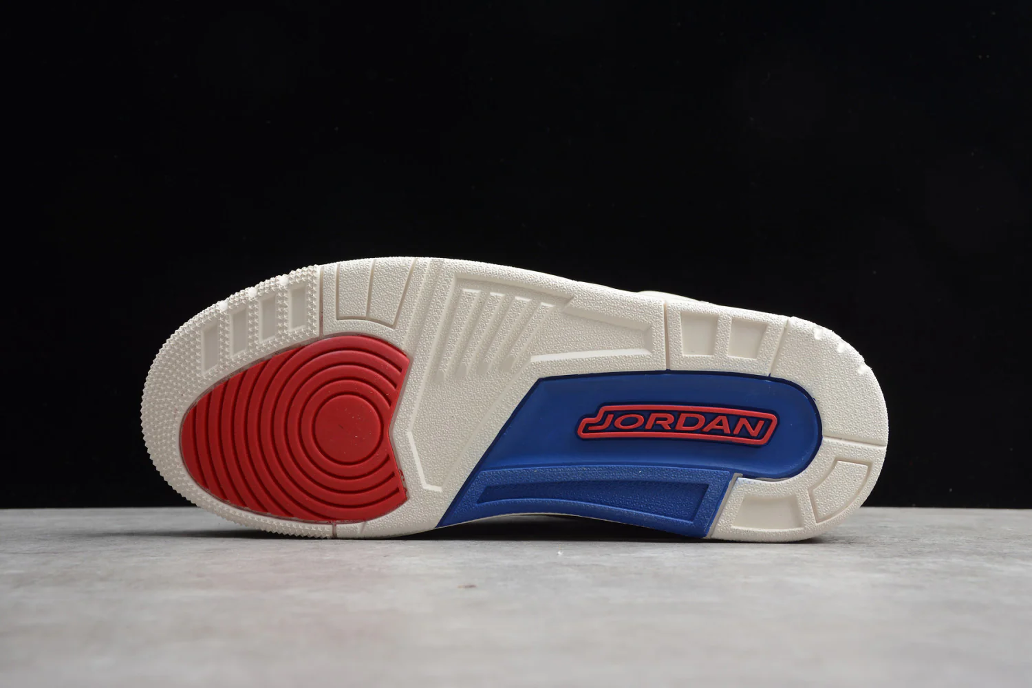 Air Jordan 3 Milky White 136064-140 - Image 5