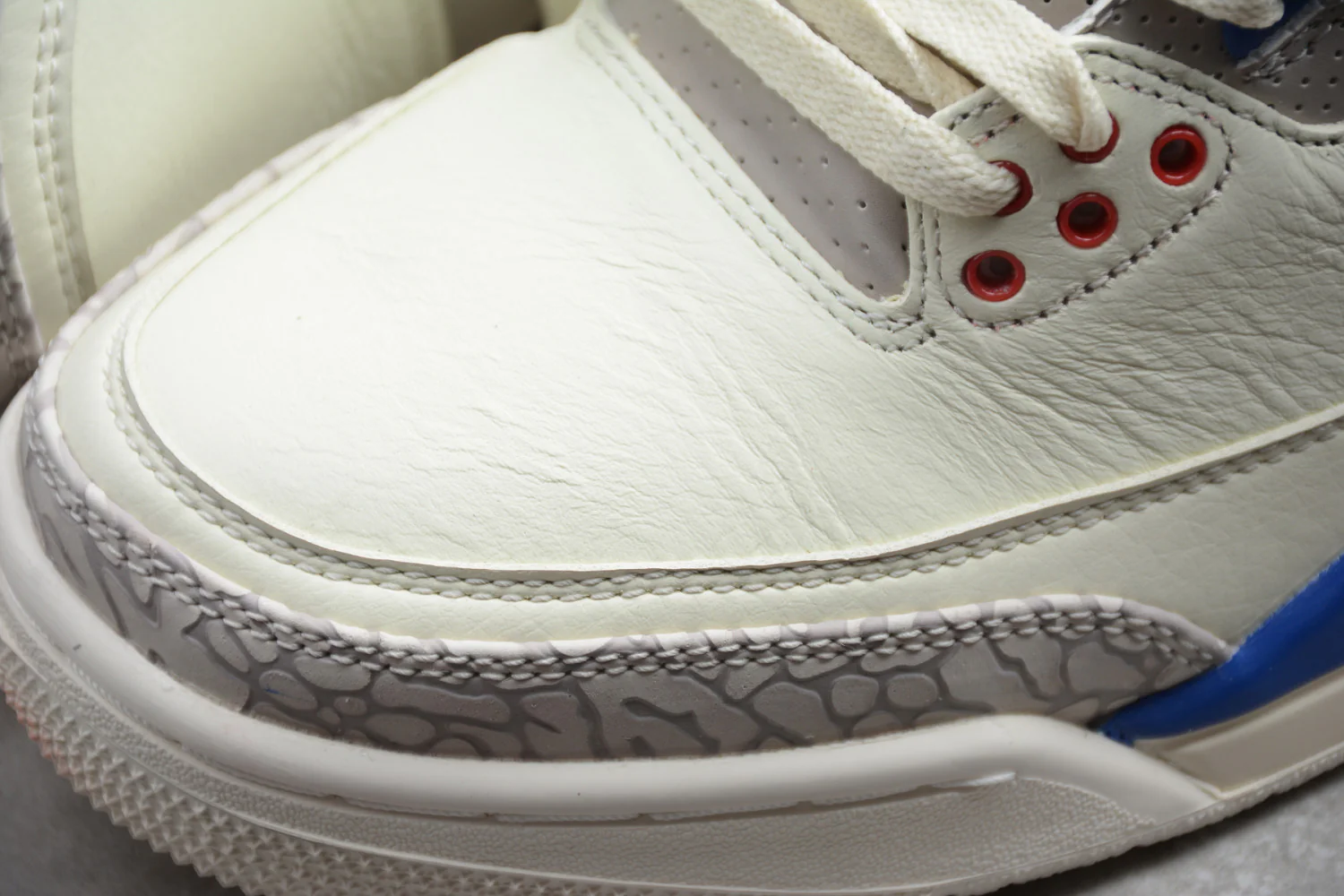 Air Jordan 3 Milky White 136064-140 - Image 8