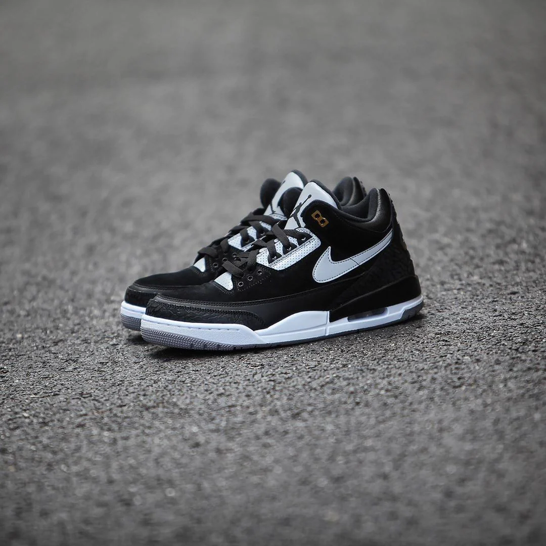 Air Jordan 3 Tinker “Black Cement” CK4348-007 - Image 17