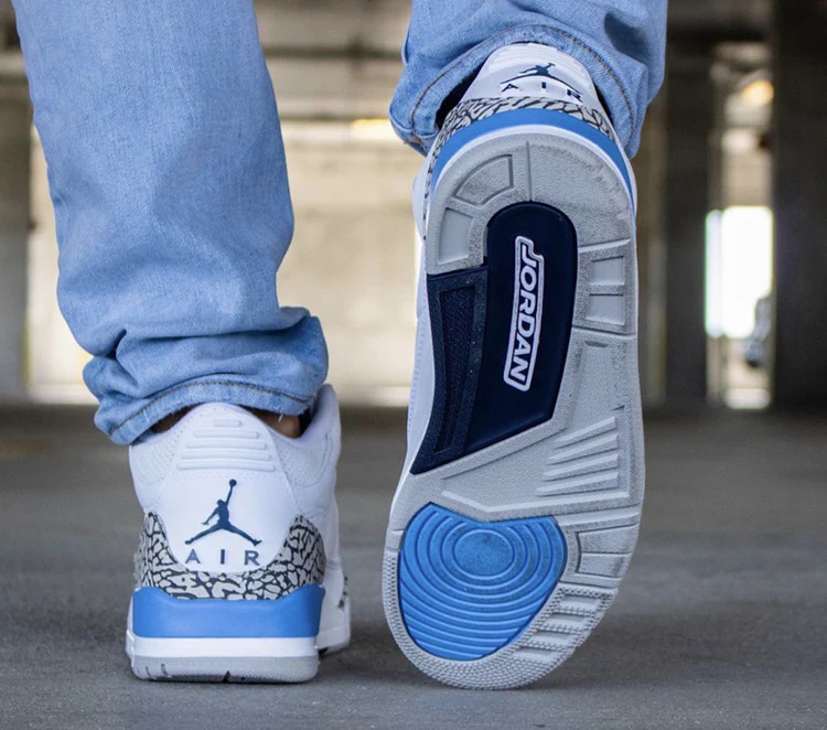 Air Jordan 3 “UNC” CT8532-104 - Image 18