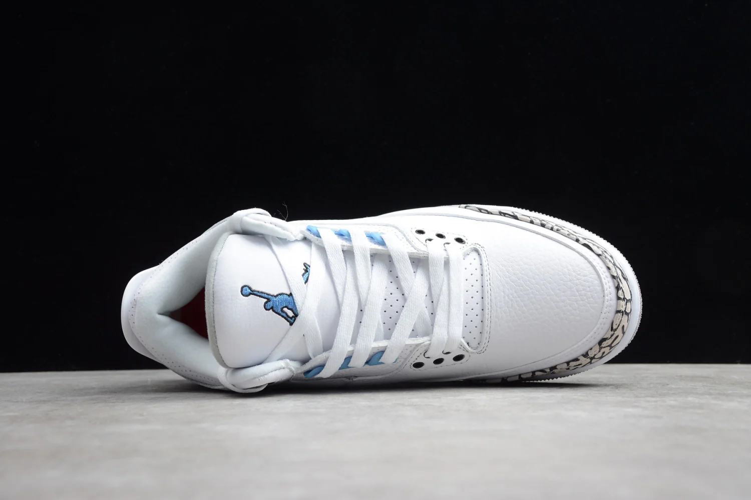 Air Jordan 3 “UNC” CT8532-104 - Image 4