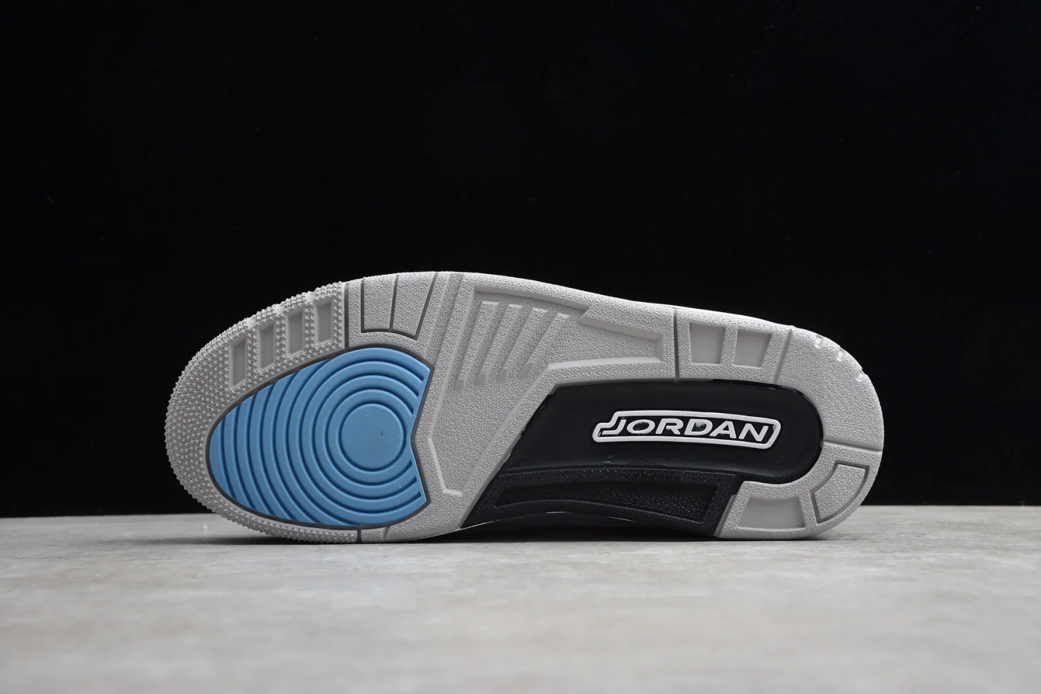 Air Jordan 3 “UNC” CT8532-104 - Image 5