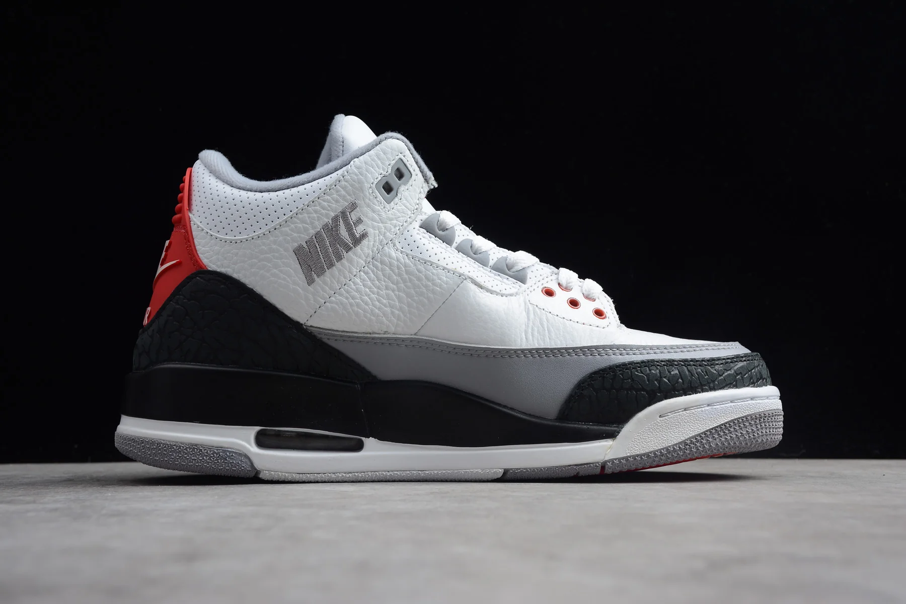 Air Jordan 3 White Gray AQ3835-160 - Image 5