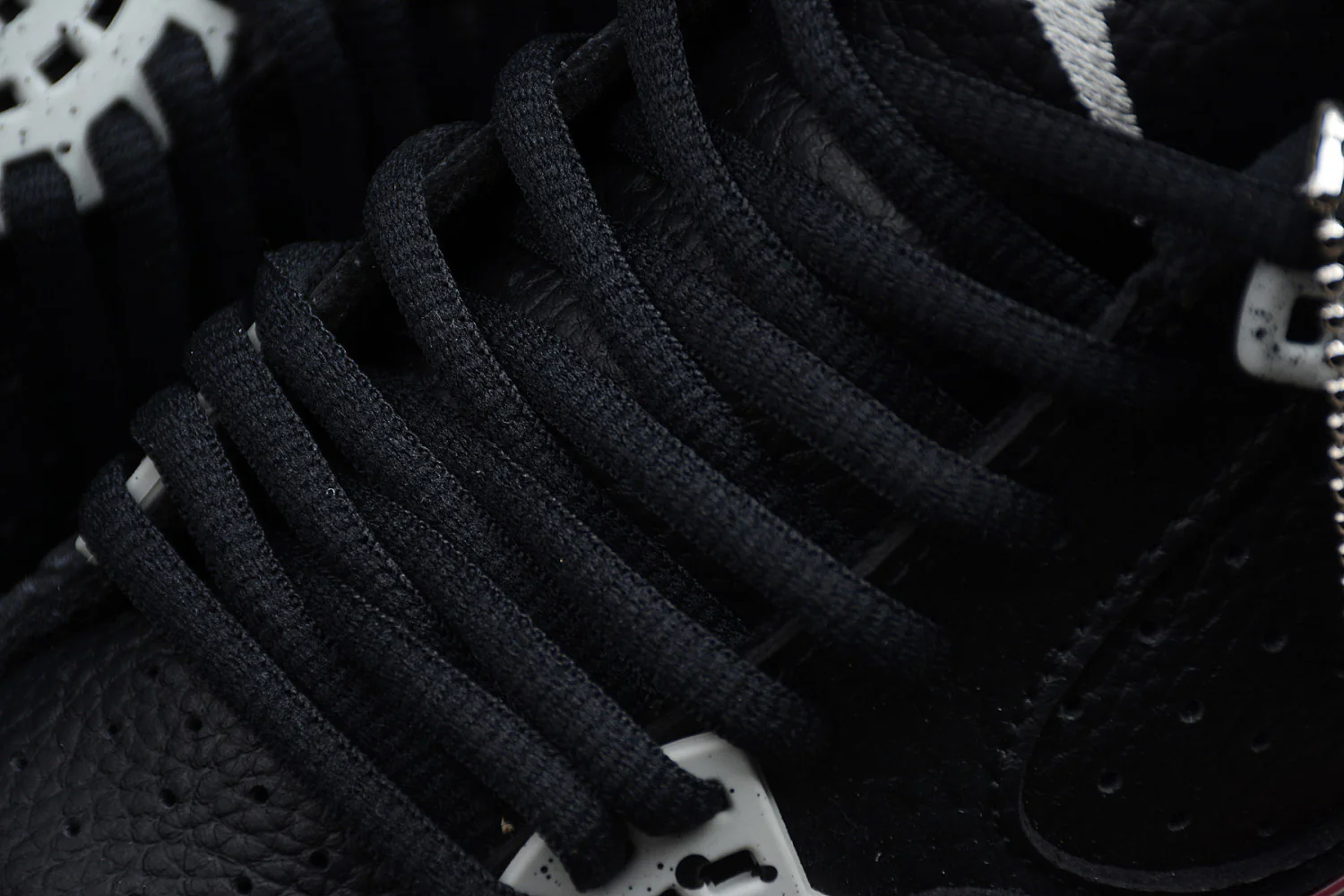 Air Jordan 4 “Oreo” 314254-003 - Image 9