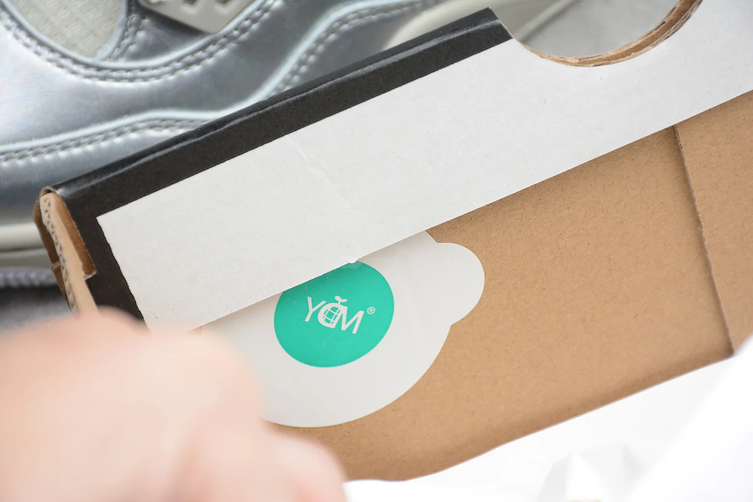 Air Jordan 4 Pearl 742639-045 - Image 8