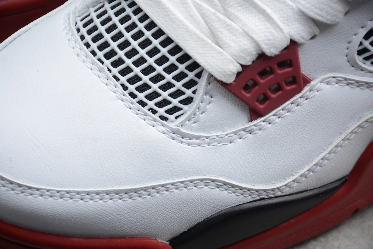 Air Jordan 4 Retro OG Fire Red White 308497-160 - Image 6