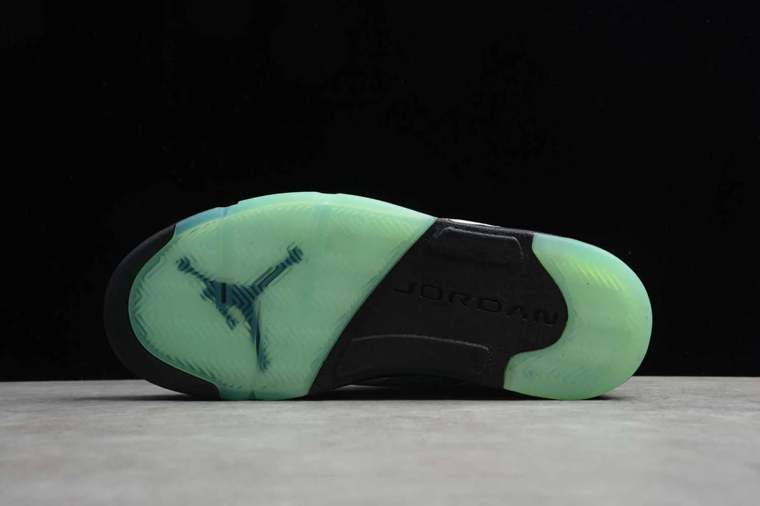 Air Jordan 5 Retro “Island Green” CN2932-100 - Image 5