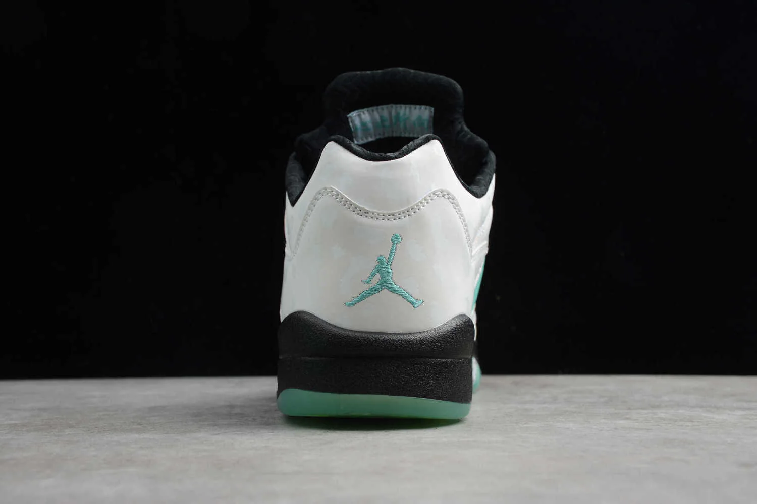 Air Jordan 5 Retro “Island Green” CN2932-100 - Image 6