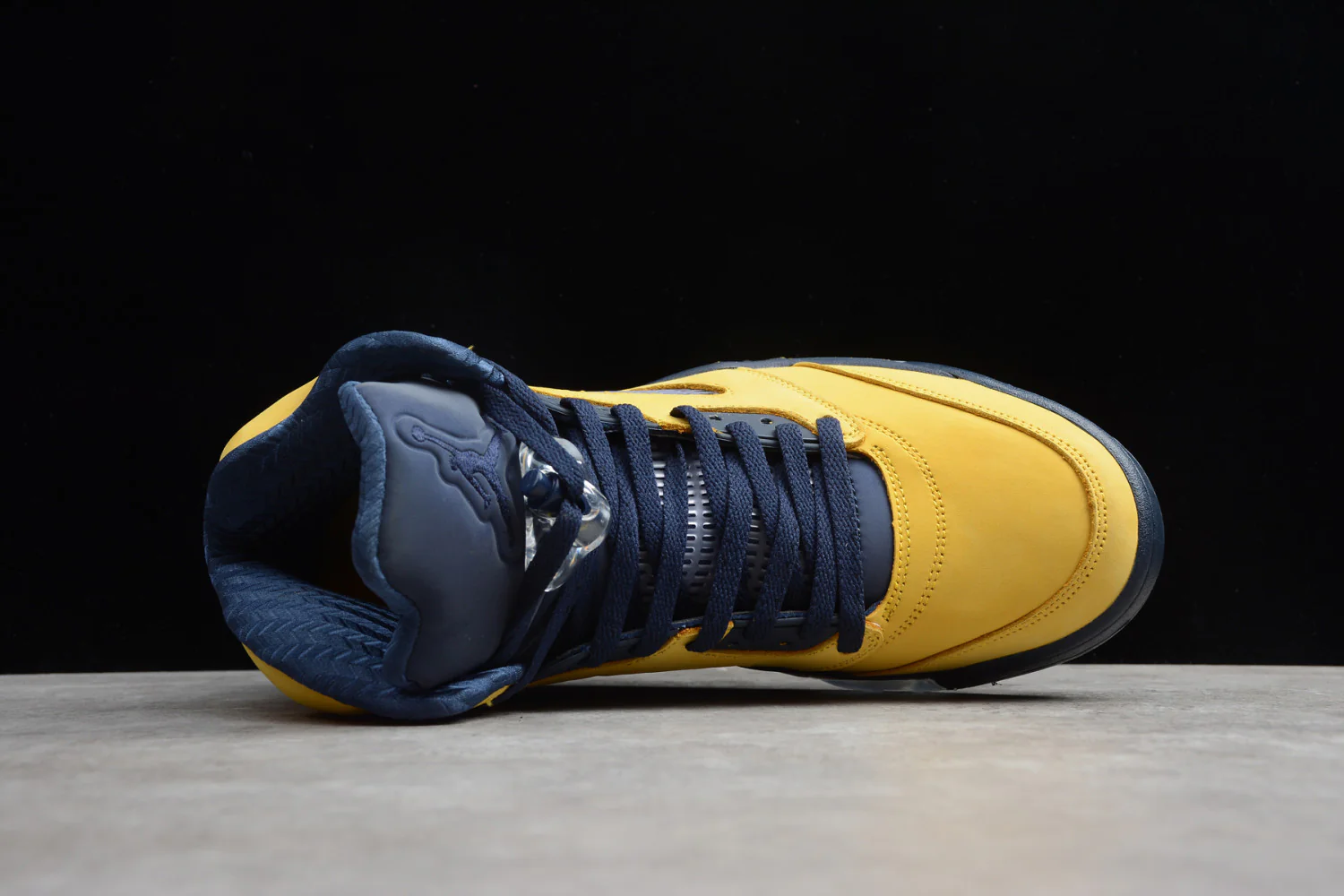 Air Jordan 5 Retro Michigan CQ9541-704 - Image 4