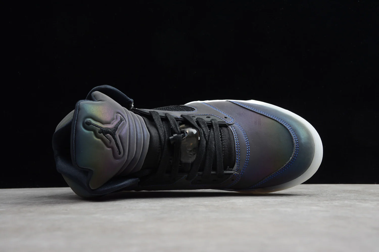 Air Jordan 5 WMNS “Oil Grey” CD2722-001 - Image 4
