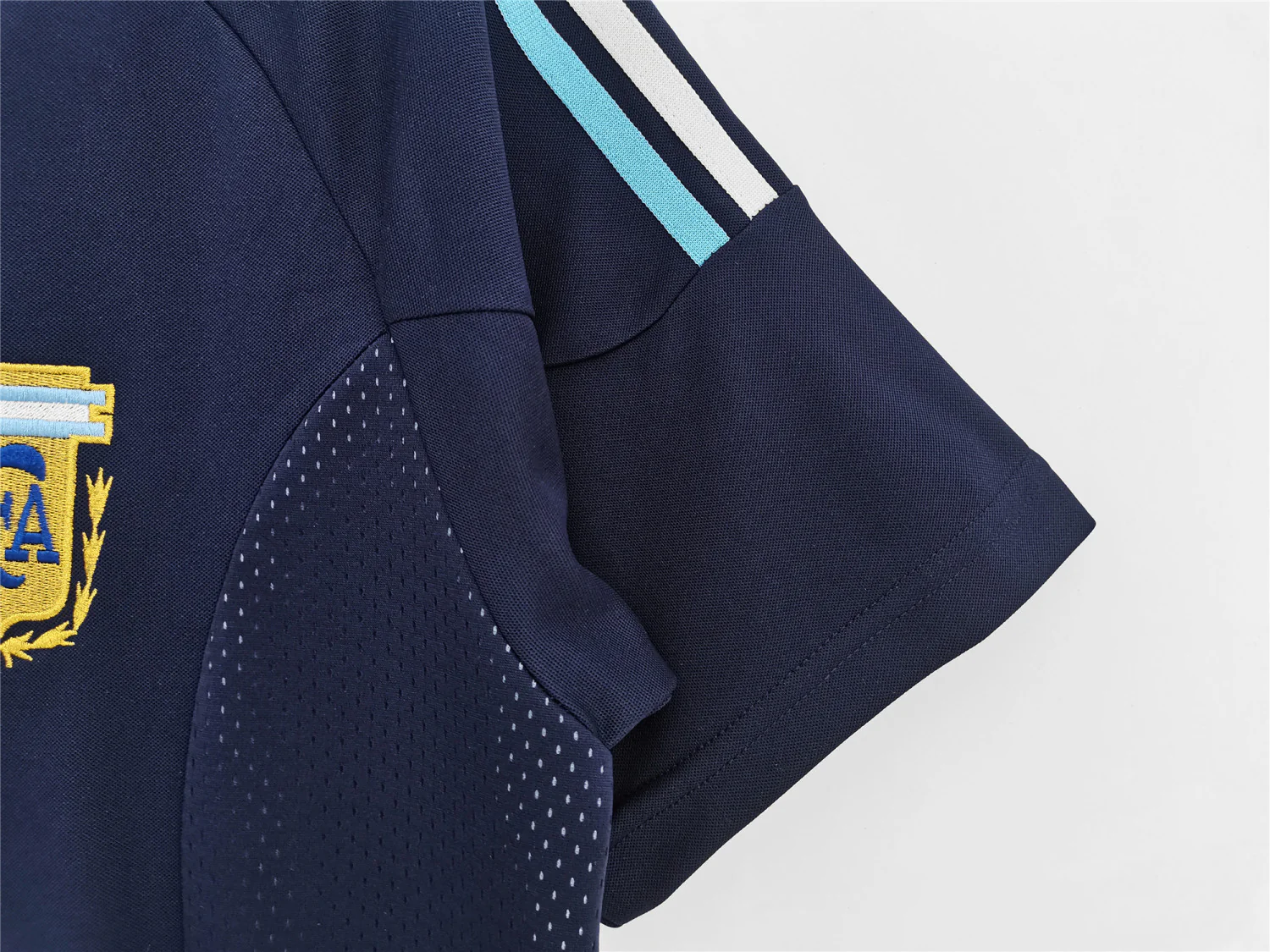 Argentina Away Retro Jersey 2002 - Image 6