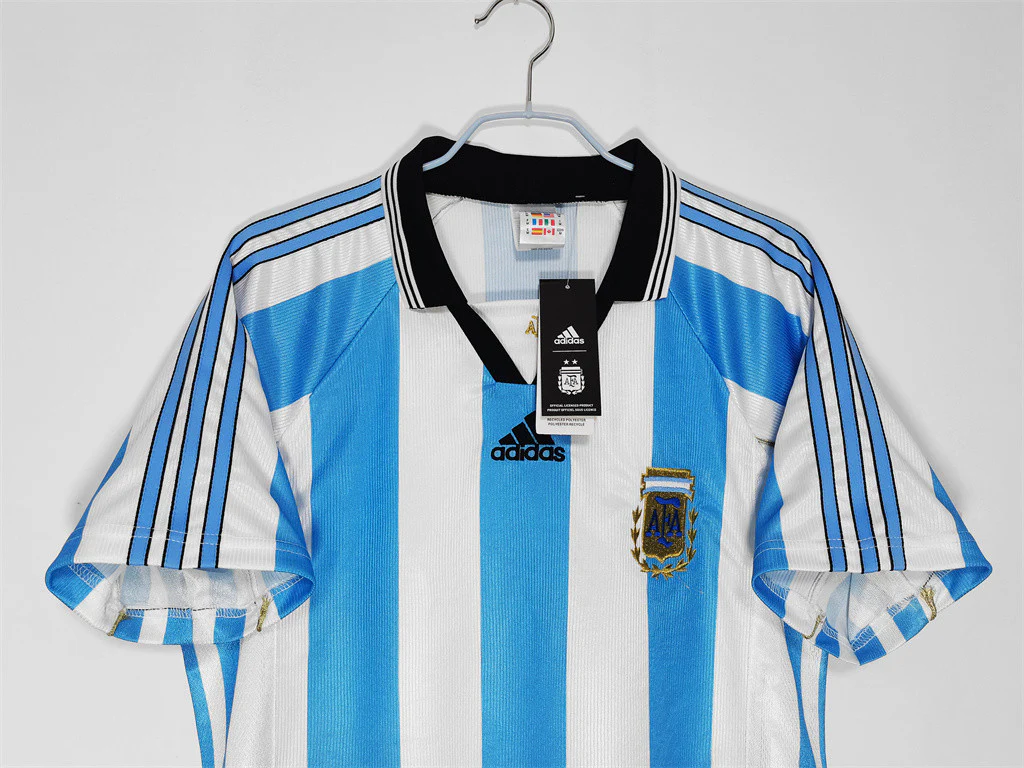 Argentina Home Retro Jersey 1998/99 - Image 9
