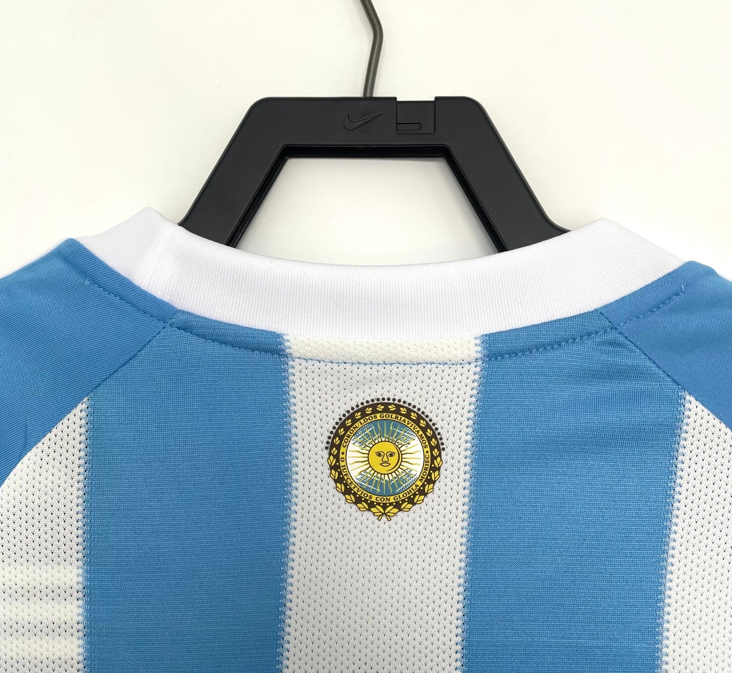 Argentina Home Retro Jersey 2010/11 - Image 8