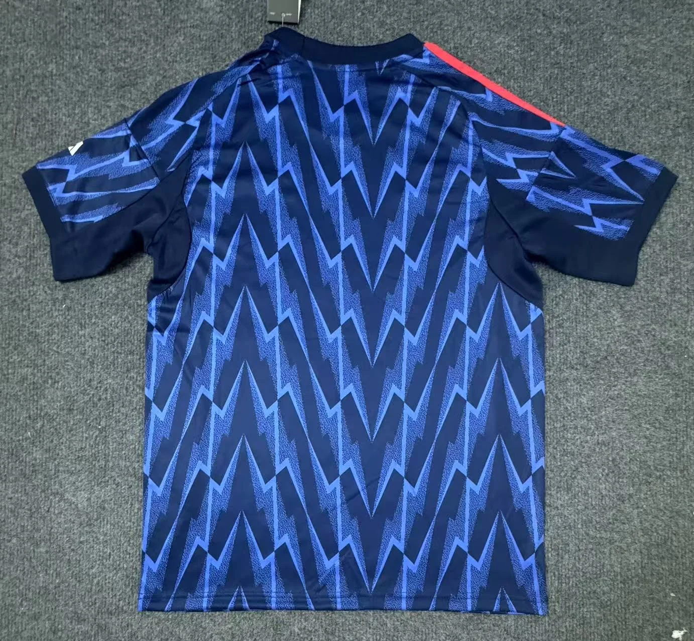 Arsenal Away Man Jersey 25/26 - Image 2