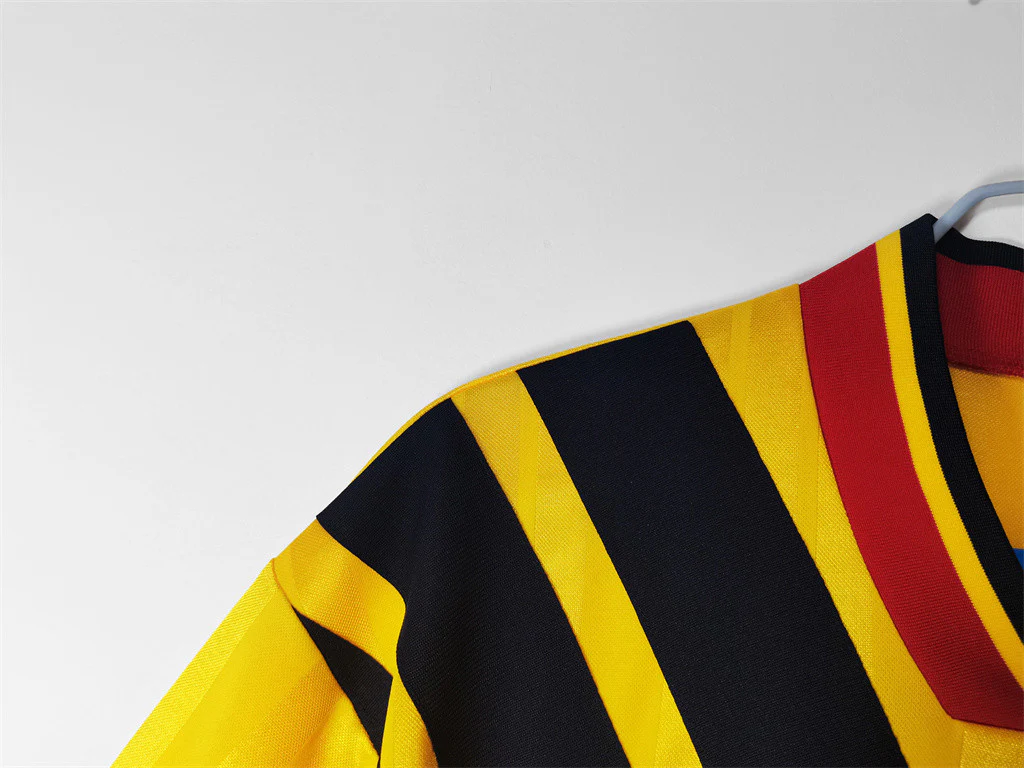 Arsenal Away Retro Jersey 1993/94 - Image 6