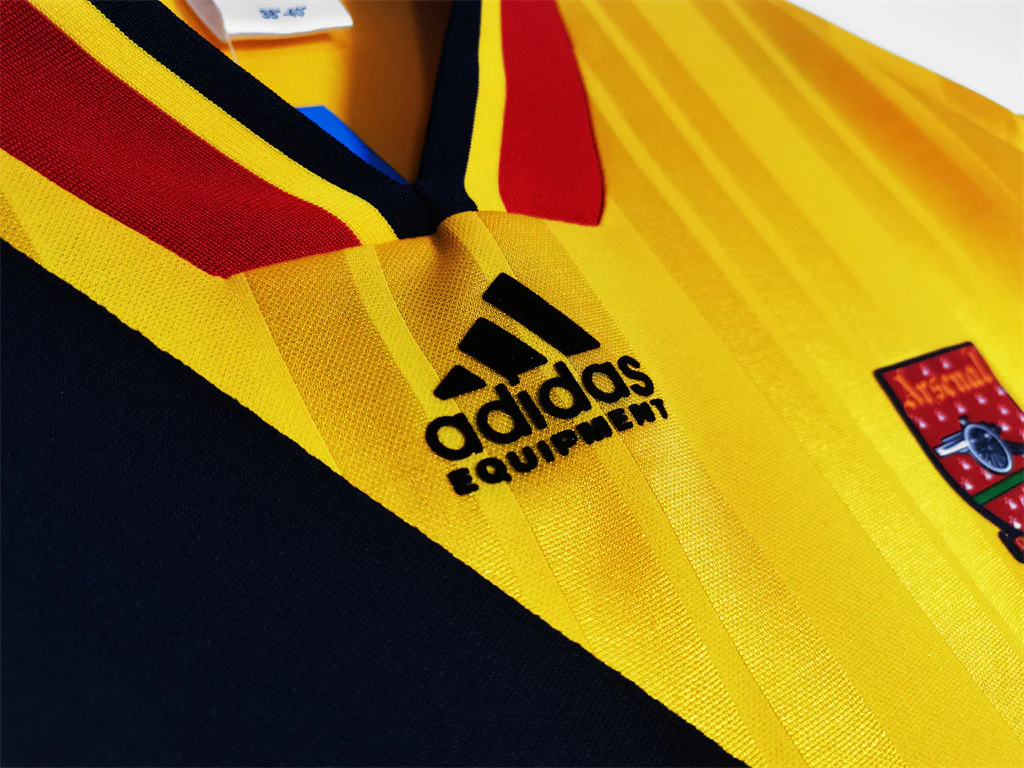 Arsenal Away Retro Jersey 1993/94 - Image 8