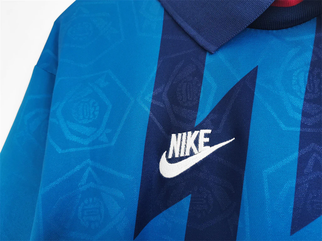 Arsenal Away Retro Jersey 1995/96 - Image 12