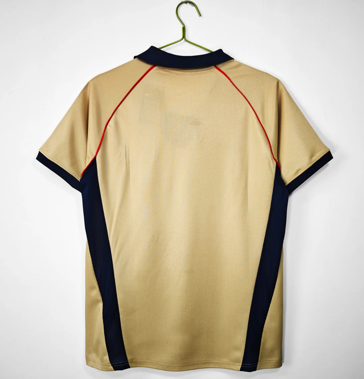 Arsenal Away Retro Jersey 2001/02 - Image 2