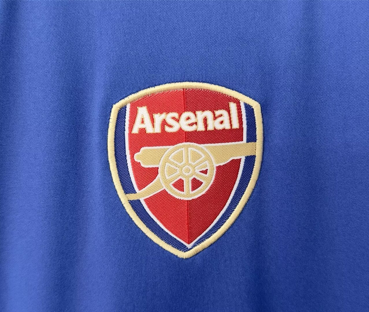 Arsenal Away Retro Jersey 2004/05 - Image 10