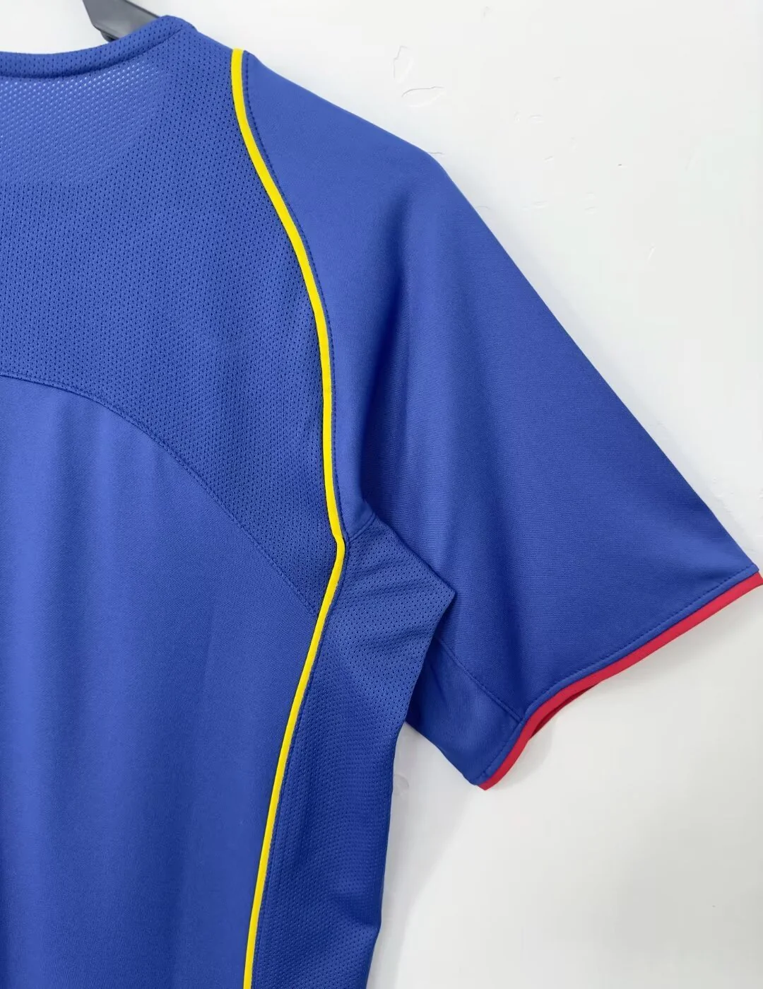Arsenal Away Retro Jersey 2004/05 - Image 6